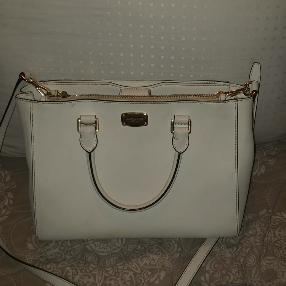 Micheal Kors Large purse